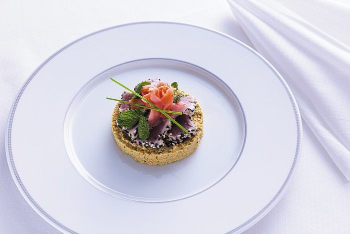 Restaurants, Bars & Cafés on Seven Seas Voyager